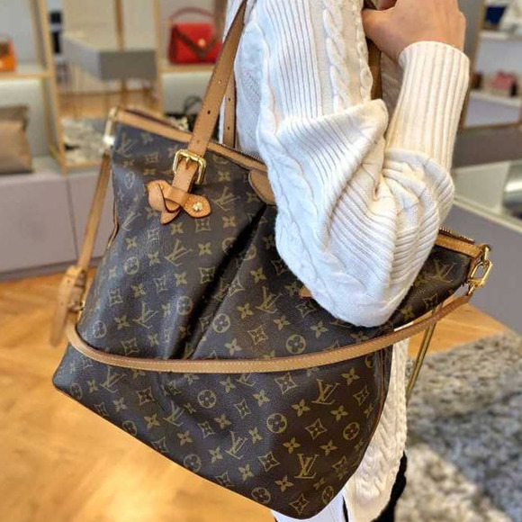 Louis Vuitton Handbags - 💎✨BEAUTIFUL✨💎 AUTHENTIC Louis Vuitton Monogram Palermo GM 2way Shoulder Bag